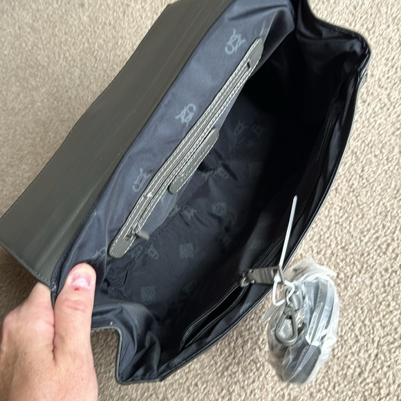 STEVE MADDEN gray Handbag, NWT! - Picture 8 of 10